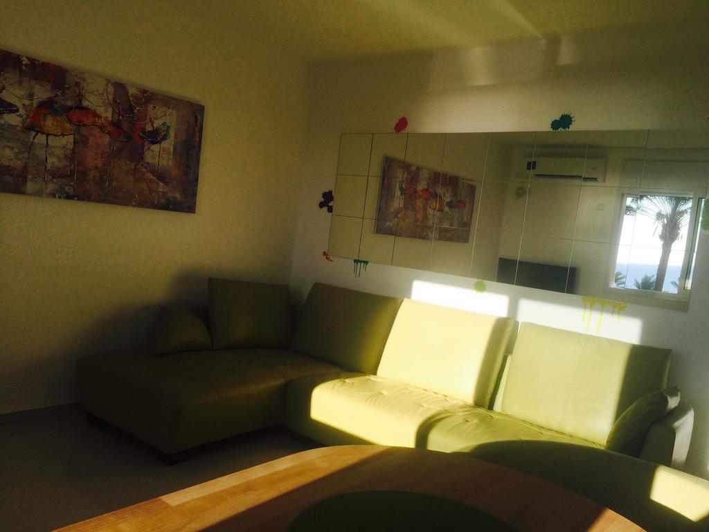 Alexsea Apartment Χάιφα Δωμάτιο φωτογραφία